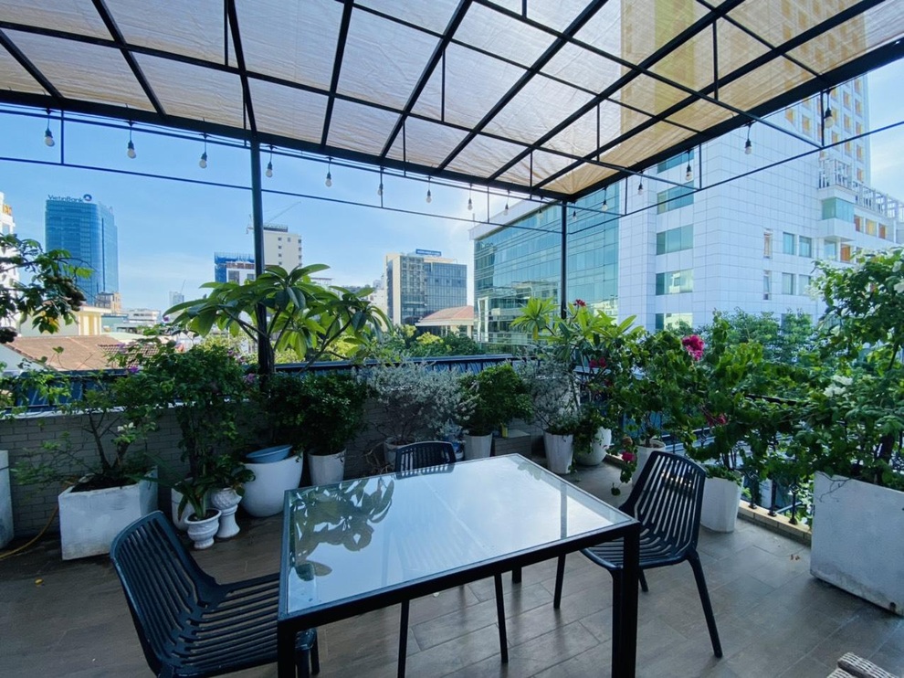Vườn sân thượng thơ mộng thu trái cây quanh năm của gia đình tại Đà Nẵng - 4 Vườn sân thượng thơ mộng thu trái cây quanh năm của gia đình tại Đà Nẵng - 4