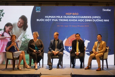 Abbott ra mắt sữa công thức đầu tiên có chứa HMO tăng cường hệ miễn dịch cho trẻ