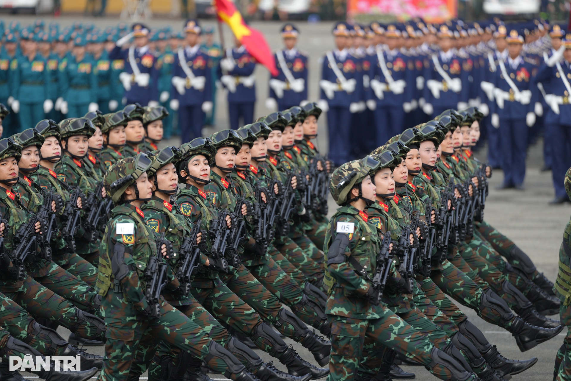 36 khối diễu binh lần đầu tham gia hợp luyện cho lễ 30/4 ở TPHCM - 21