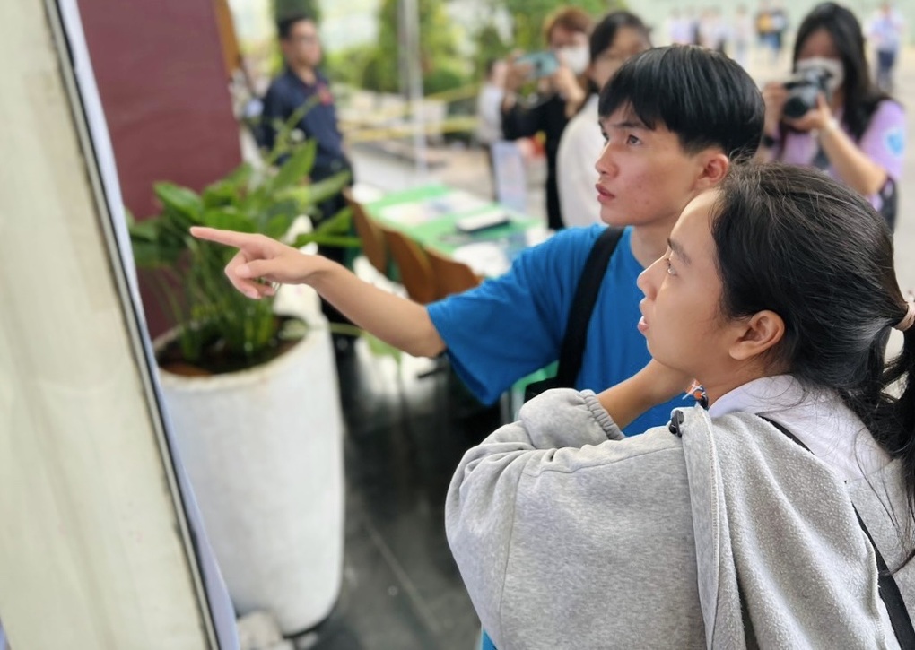 Ai ai cũng đỗ đại học, số lượng có đè bẹp chất lượng? - 1