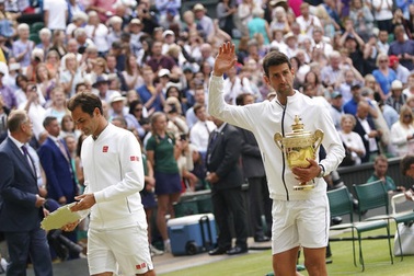 Djokovic đi vào lịch sử sau chức vô địch Wimbledon 2019
