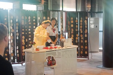 Thi vị thú thưởng Trà ở Đông Khuyết Đài – Đại Nội Huế