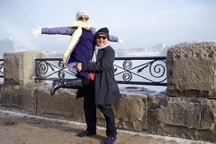 Vợ chồng “Táo Giao thông” Chí Trung lãng mạn giữa trời Tây