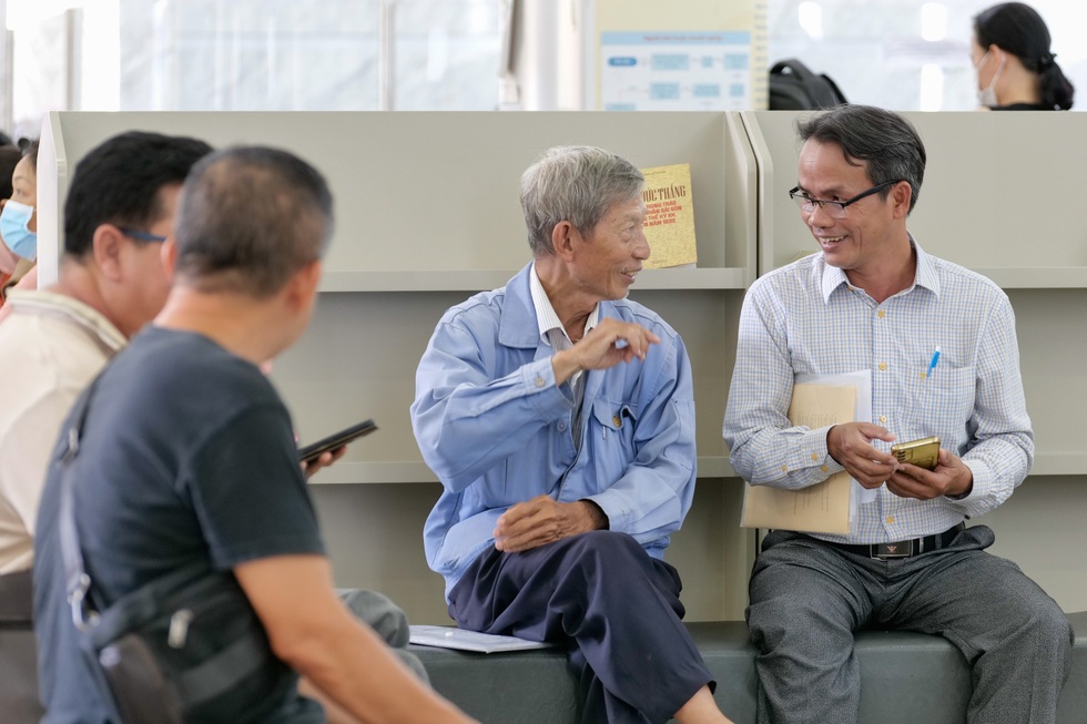 Những ngày đầu “chạy thử chính quyền 2 cấp, người dân mong mỏi điều gì? - 5 Những ngày đầu “chạy thử chính quyền 2 cấp, người dân mong mỏi điều gì? - 5