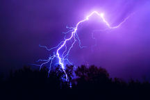 Hà Nội: Một người bị sét đánh ngưng tim, nguy kịch