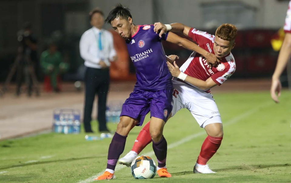 Công Phượng bị khoá chặt, CLB TPHCM thất thủ trước Sài Gòn FC - 3 Công Phượng bị khoá chặt, CLB TPHCM thất thủ trước Sài Gòn FC - 3