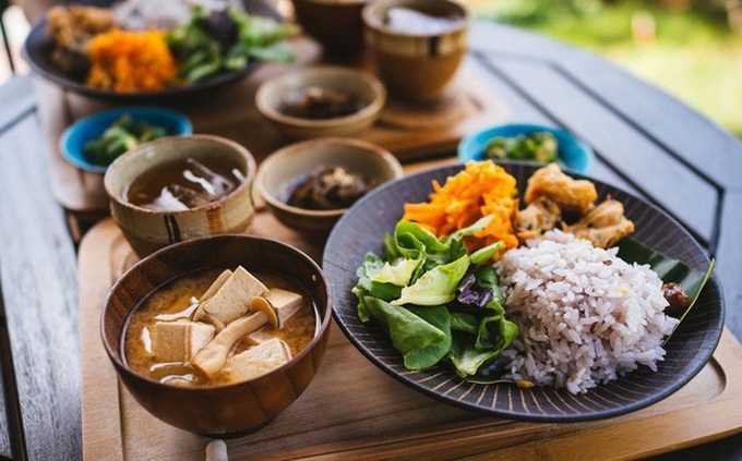 Ăn uống kiểu này chắc chắn bạn sẽ luôn tràn đầy năng lượng và sống thọ hơn - Ảnh 4. Ăn uống kiểu này chắc chắn bạn sẽ luôn tràn đầy năng lượng và sống thọ hơn - Ảnh 4.