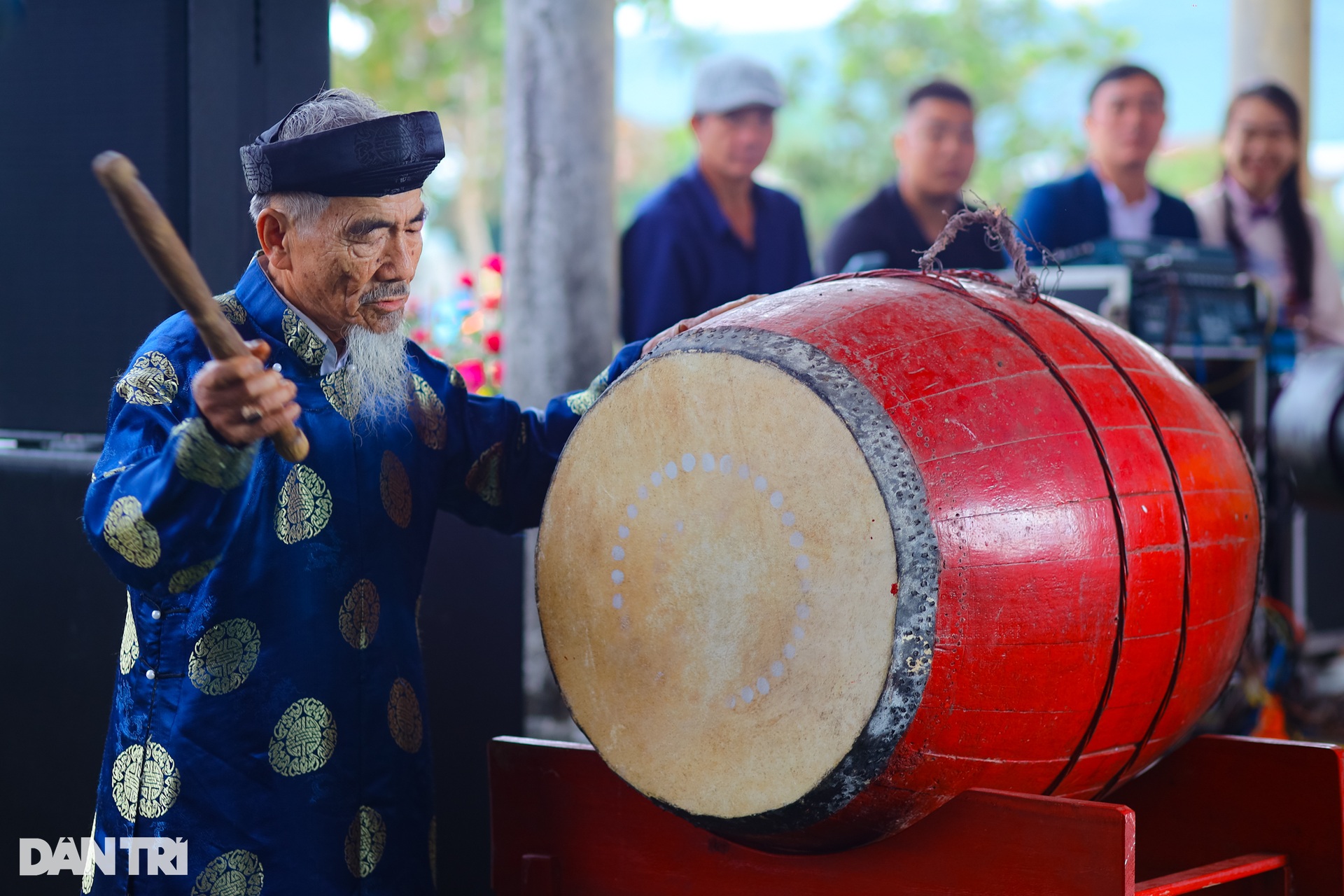 Phục dựng trò chơi hơn 300 năm ở Thừa Thiên Huế - 3 Phục dựng trò chơi hơn 300 năm ở Thừa Thiên Huế - 3