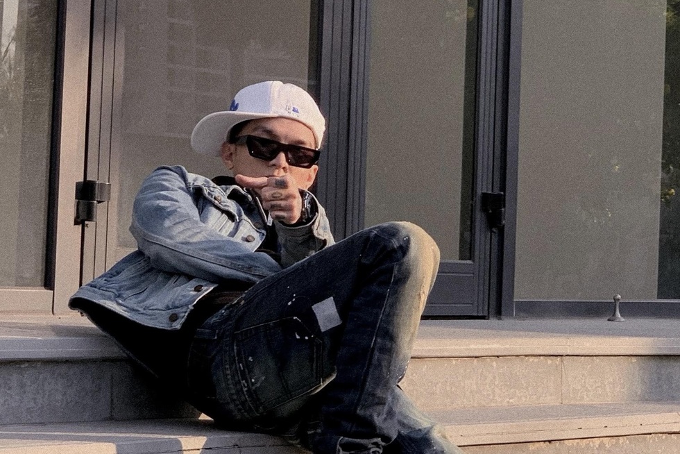 Từ vụ Bình Gold: Làm gì với nhạc rác và danh xưng nghệ sĩ xuống cấp? - 1