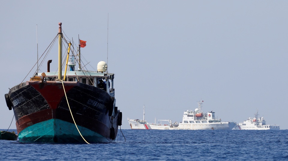 Báo Nhật: Thêm thuyền viên Indonesia bị tàu Trung Quốc ném xác xuống biển - 1 Báo Nhật: Thêm thuyền viên Indonesia bị tàu Trung Quốc ném xác xuống biển - 1