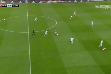 Nhìn lại trận hòa của MU trước Burnley