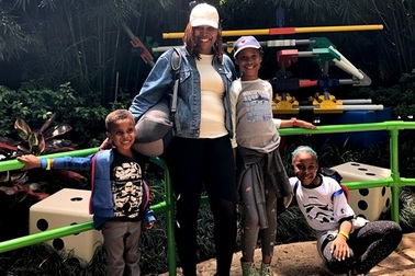 Phớt lờ những cơn ho nhẹ, bà mẹ 4 con nhận kết quả “ung thư giai đoạn cuối” sau 2 năm