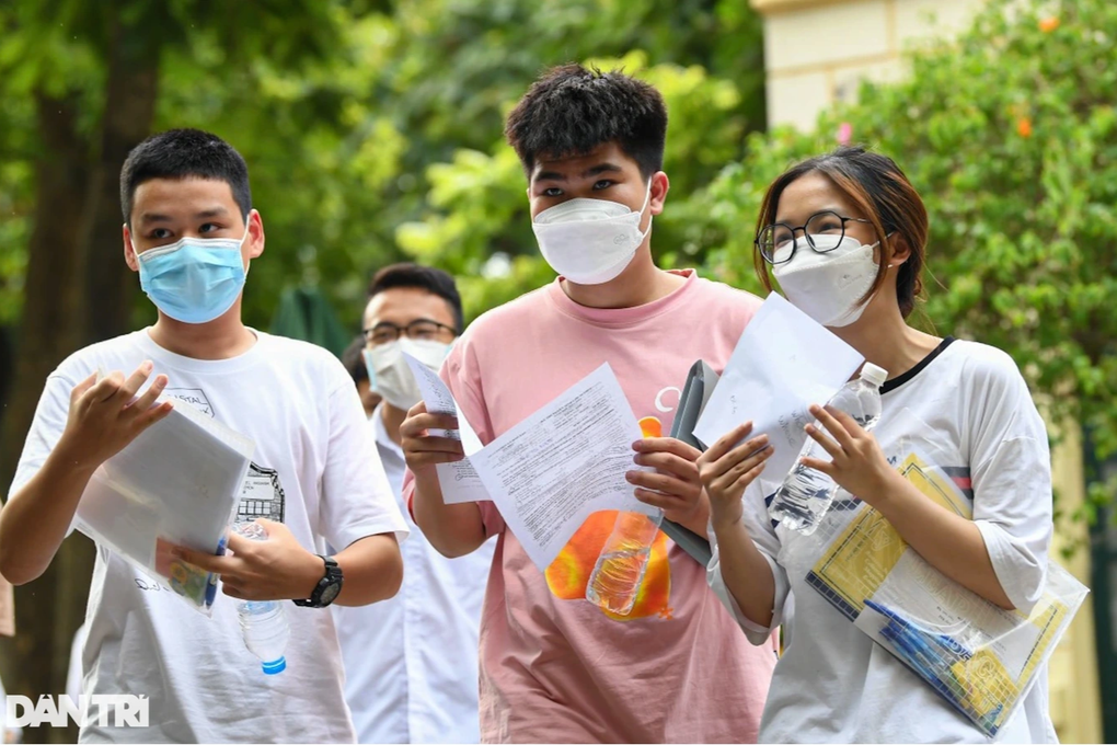 Hà Nội xác minh vụ học sinh Mê Linh không được đăng ký thi vào 10 - 2