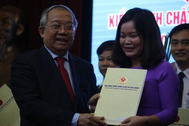 Lào từng đề nghị Việt Nam tư vấn xây dựng quy trình xét, bổ nhiệm giáo sư