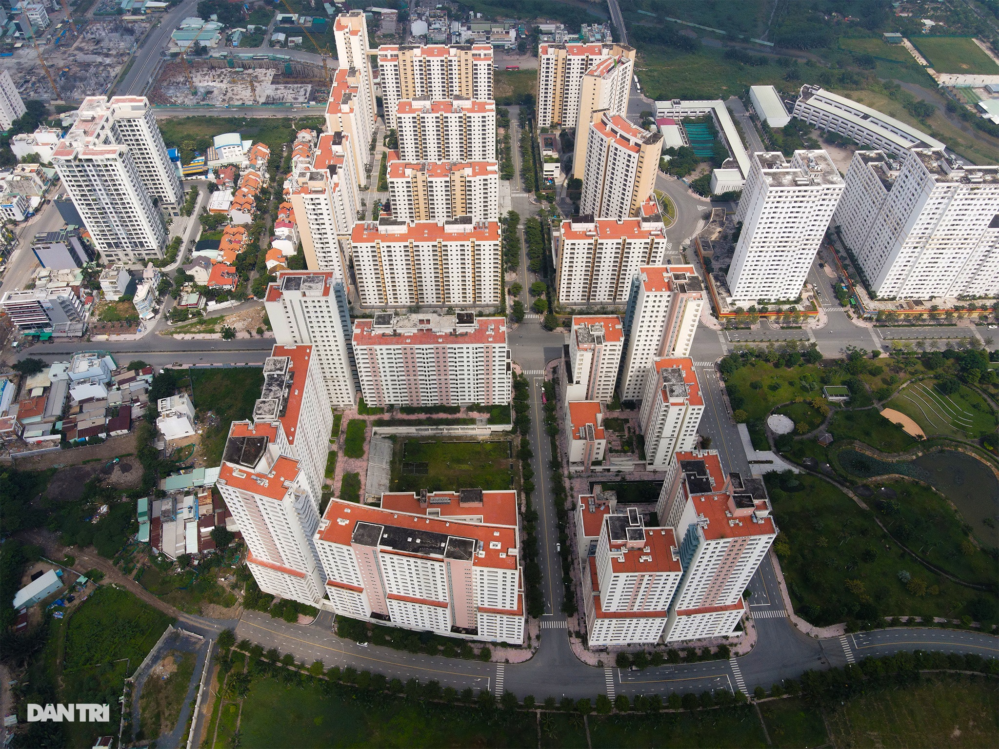 TP.HCM: Mịt mờ lối thoát cho các khu tái định cư - 9 TP.HCM: Mịt mờ lối thoát cho các khu tái định cư - 9