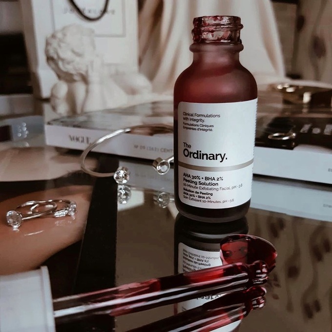 Sau hơn 1 tháng dùng sản phẩm peel da của The Ordinary, da tôi lần đầu chứng kiến nhân mụn tự rụng, lỗ chân lông thông thoáng - Ảnh 5. Sau hơn 1 tháng dùng sản phẩm peel da của The Ordinary, da tôi lần đầu chứng kiến nhân mụn tự rụng, lỗ chân lông thông thoáng - Ảnh 5.