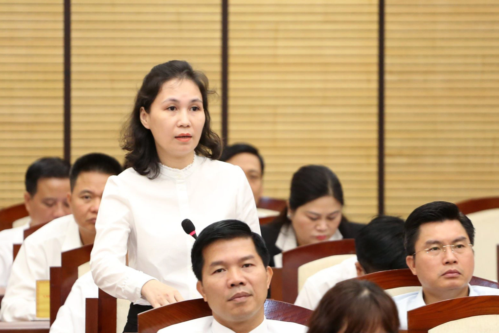 Chất vấn về thủ phạm khiến Hà Nội cứ mưa là ngập - 2 Chất vấn về thủ phạm khiến Hà Nội cứ mưa là ngập - 2
