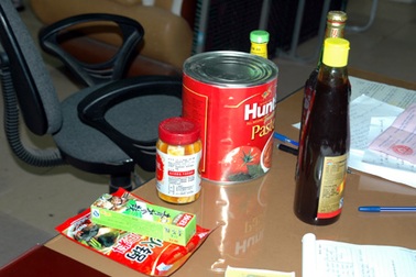 Hàng ngàn hộp gia vị không rõ nguồn gốc “suýt” vào nồi lẩu