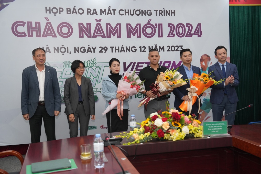 Nguyễn Thị Oanh dự giải bán Marathon Quốc tế Việt Nam 2024 - 2 Nguyễn Thị Oanh dự giải bán Marathon Quốc tế Việt Nam 2024 - 2