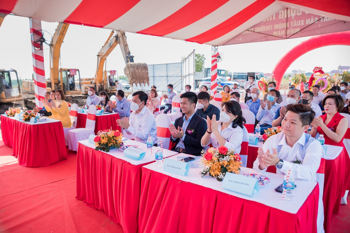 Lễ động thổ xây dựng nhà máy nhôm Trường Thành miền Nam - 3 Lễ động thổ xây dựng nhà máy nhôm Trường Thành miền Nam - 3