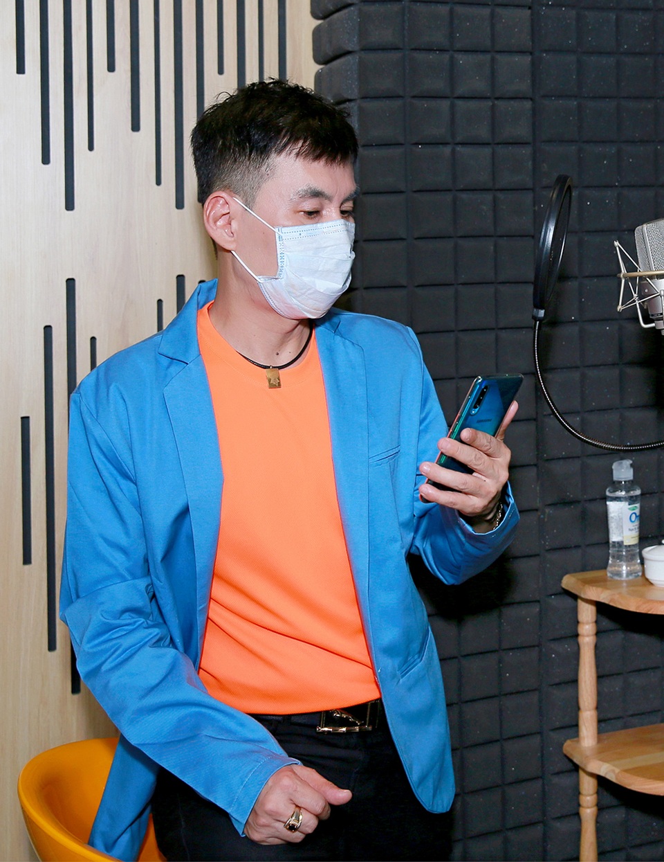 20 nghệ sĩ cho ra mắt MV “Chung tay phòng chống Corona” - 9 20 nghệ sĩ cho ra mắt MV “Chung tay phòng chống Corona” - 9