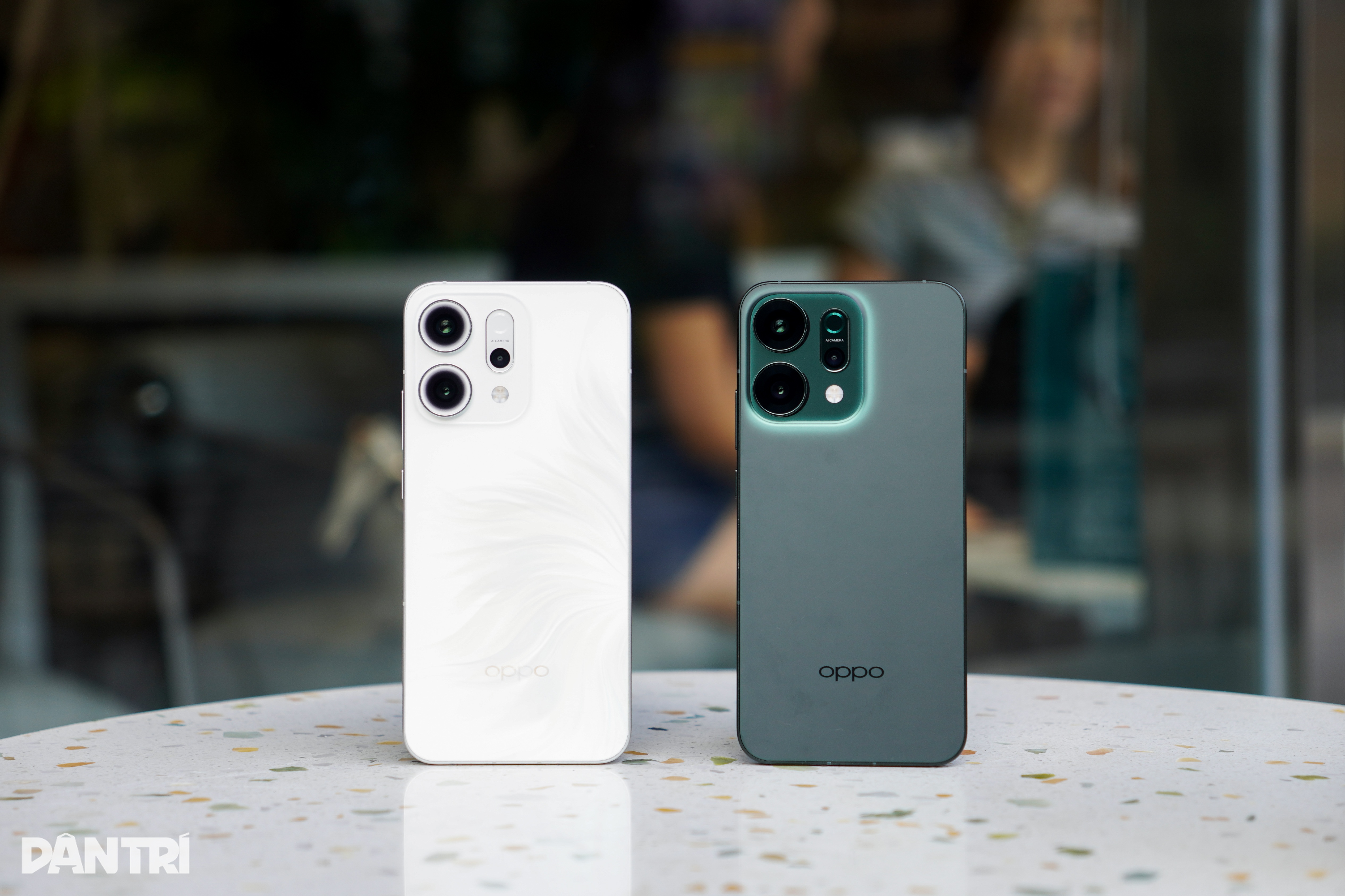 Đánh giá: Oppo Reno14 5G và sức ép từ iPhone 16, Samsung Galaxy S24 - 2