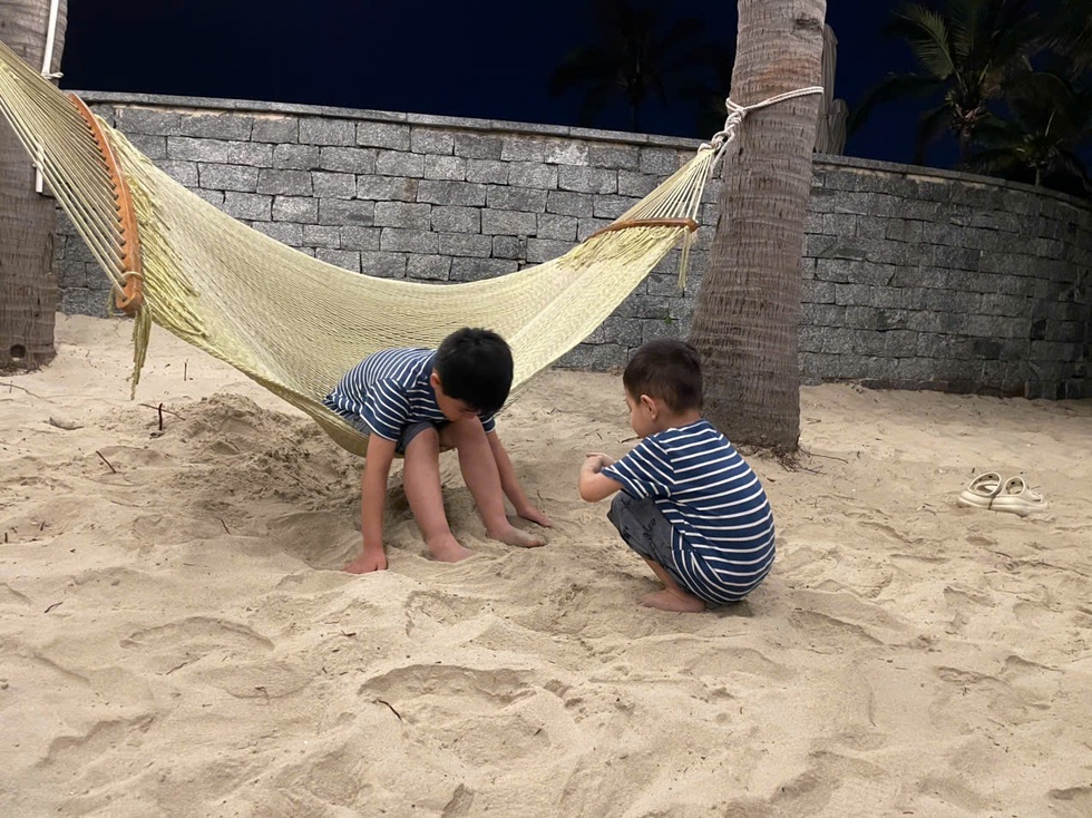 Nữ trưởng phòng Hà Nội lương trăm triệu đồng bỏ phố về biển sau biến cố - 6 Nữ trưởng phòng Hà Nội lương trăm triệu đồng bỏ phố về biển sau biến cố - 6