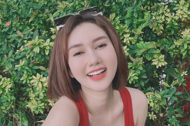 Diễn viên Hương Giang nói lý do luôn giấu mặt ông xã