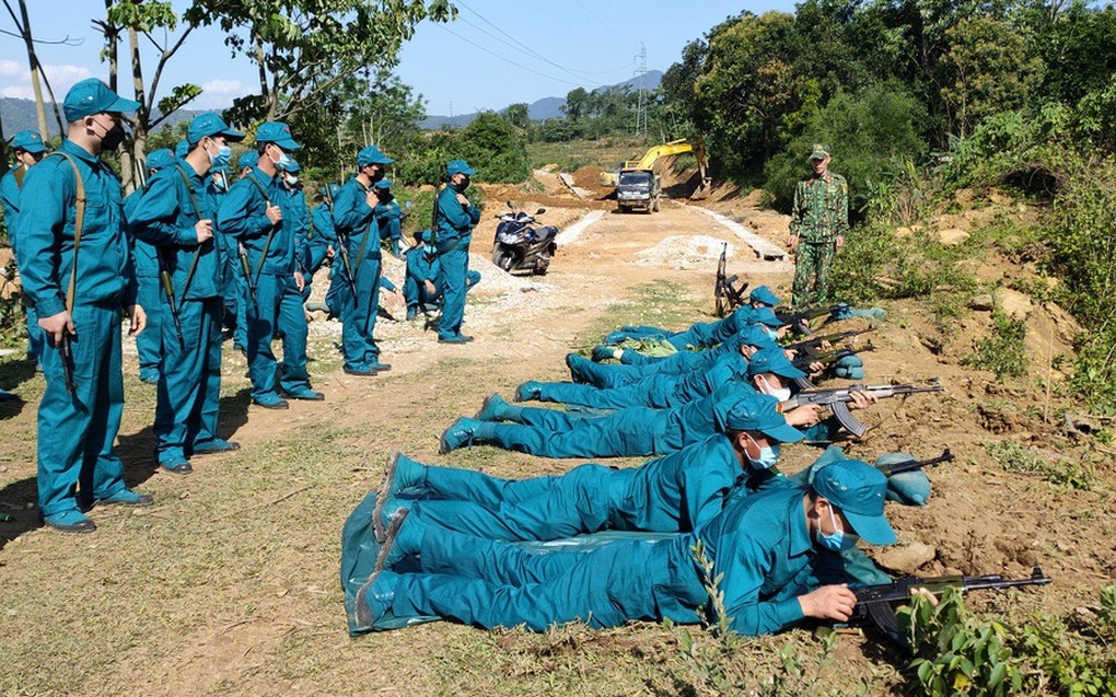 Thôn đội trưởng ở Phú Thọ có mức phụ cấp hàng tháng 1,17 triệu đồng - 1