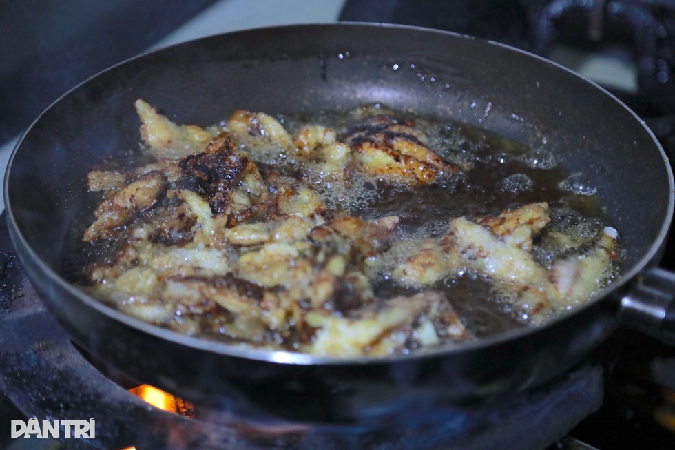 Quán bún cá ở Hà Nội bất ngờ lọt danh sách Michelin, chủ tưởng bị lừa đảo - 3