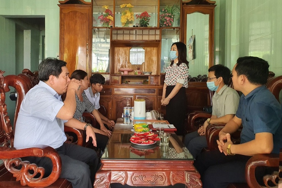 Câu chuyện về nam sinh lớp 10 kịp thời cứu sống 2 em nhỏ bị đuối nước - 3 Câu chuyện về nam sinh lớp 10 kịp thời cứu sống 2 em nhỏ bị đuối nước - 3
