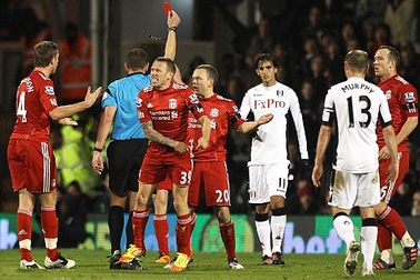 Mất người, Liverpool trắng tay tại Craven Cottage
