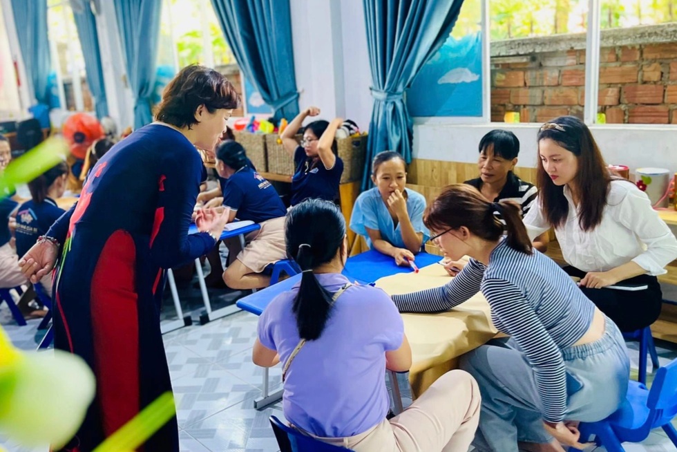 Phụ huynh lao vào trường đánh học sinh: Đừng chỉ thấy lỗi từ phụ huynh! - 3 Phụ huynh lao vào trường đánh học sinh: Đừng chỉ thấy lỗi từ phụ huynh! - 3