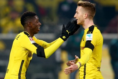 Marco Reus rực sáng, Dortmund vùi dập Gladbach