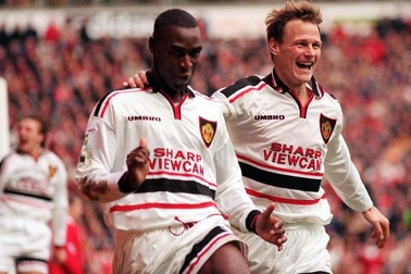 10 cặp đồng đội xem nhau như... kẻ thù