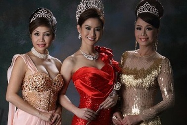 “Hoa hậu Quý bà thành đạt” đoạt giải Mrs Vietnam Global 2012