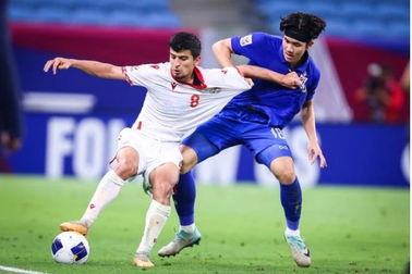 U23 Thái Lan bị loại ở giải châu Á, HLV Issara Sritharo bị yêu cầu từ chức