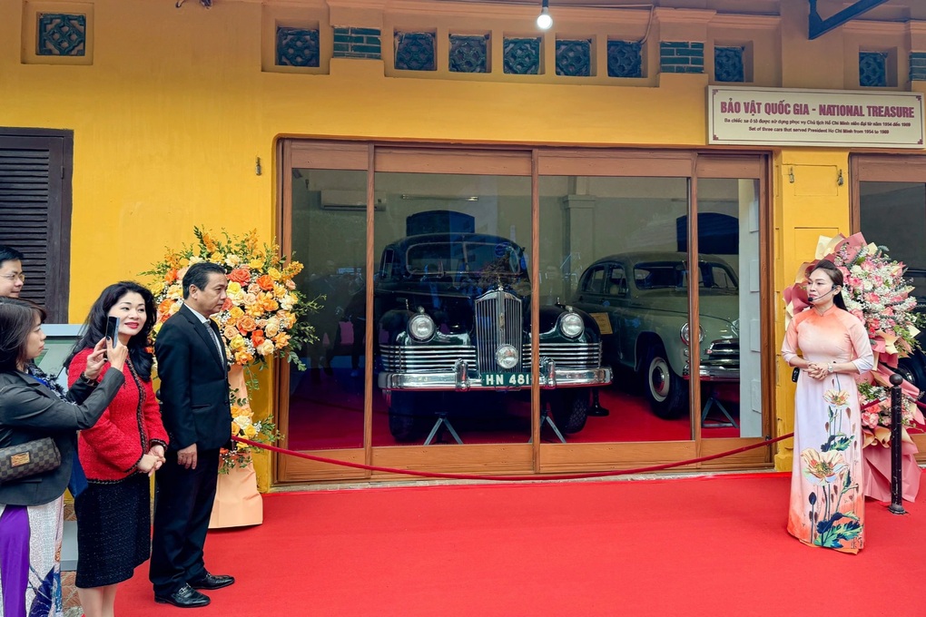 Ba chiếc ô tô phục vụ Chủ tịch Hồ Chí Minh được công nhận bảo vật quốc gia - 1 Ba chiếc ô tô phục vụ Chủ tịch Hồ Chí Minh được công nhận bảo vật quốc gia - 1