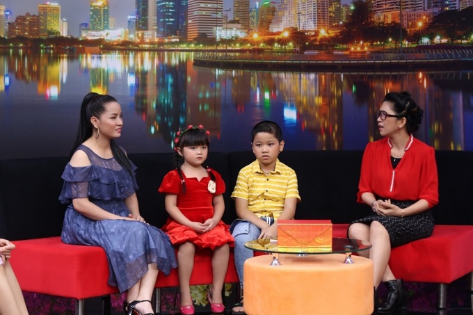 BE VIET ANH TRONG DIEU CON MUON NOI (37)