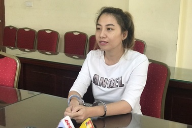 Bắt người tình của trùm ma túy cố thủ trên xe ô tô  tại Hà Tĩnh