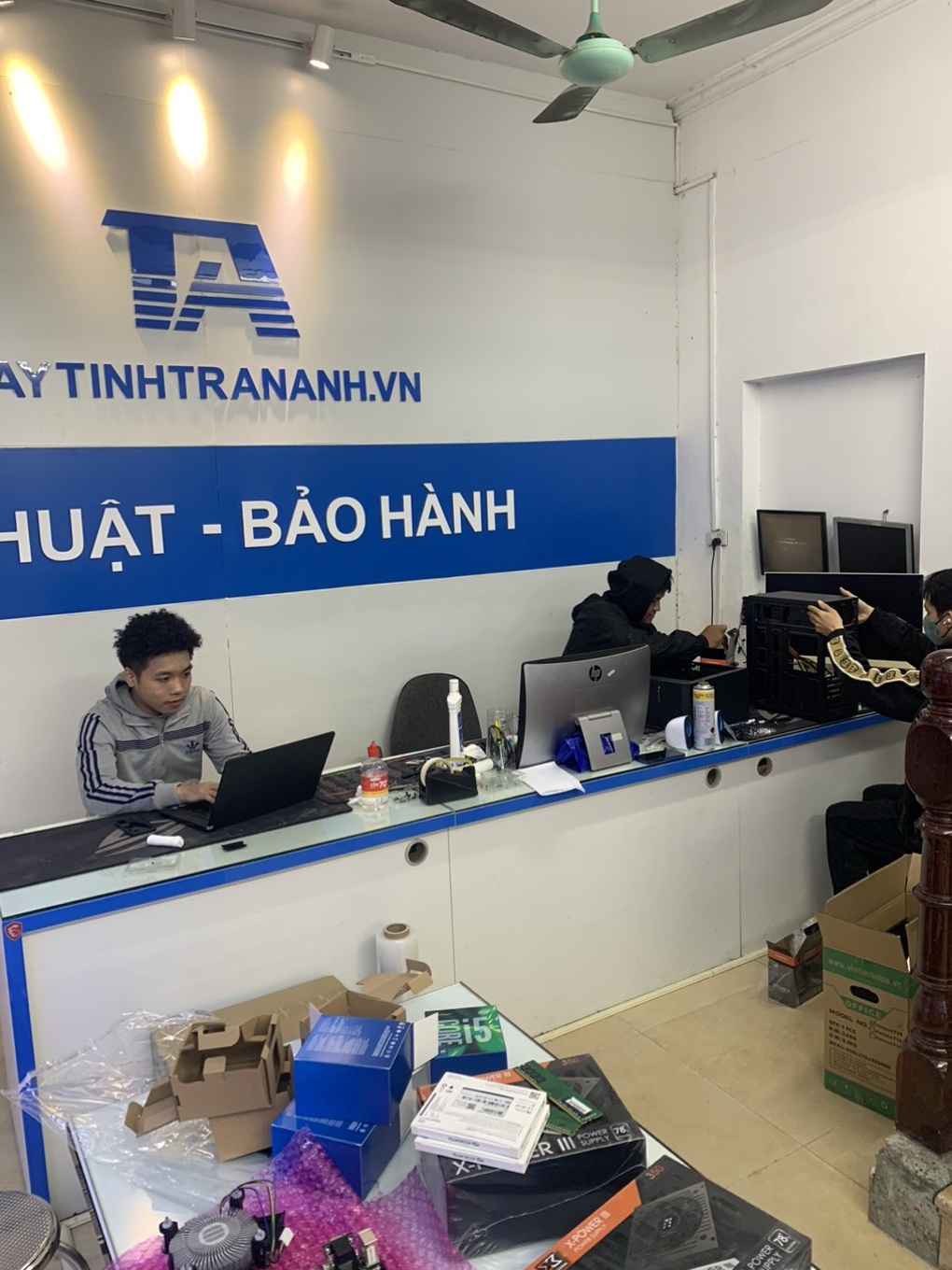 Địa chỉ sửa laptop thu hút nhiều khách hàng tại Hà Nội - 3 Địa chỉ sửa laptop thu hút nhiều khách hàng tại Hà Nội - 3