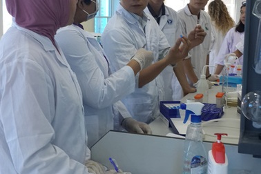 Viện Kiểm nghiệm VSATTP bảo vệ người tiêu dùng như thế nào?