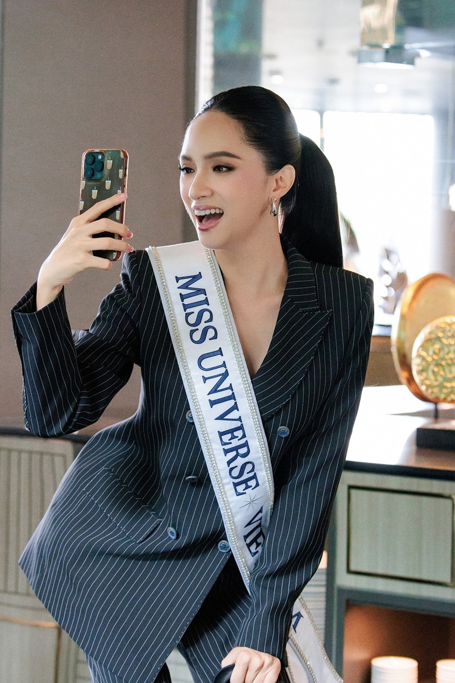 Hương Giang thế nào sau khi bị hủy kết quả bình chọn tại Hoa hậu Hoàn vũ? - 7