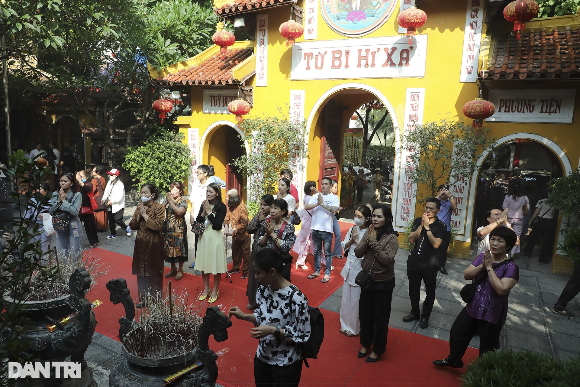 Thủ tướng dự và chúc mừng Đại lễ Phật đản 2024 tại chùa Quán Sứ - 6