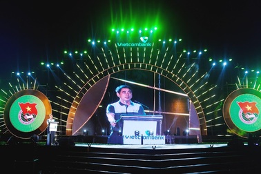 Hội trại tuổi trẻ Vietcombank hướng tới chào mừng Đại hội Đảng các cấp