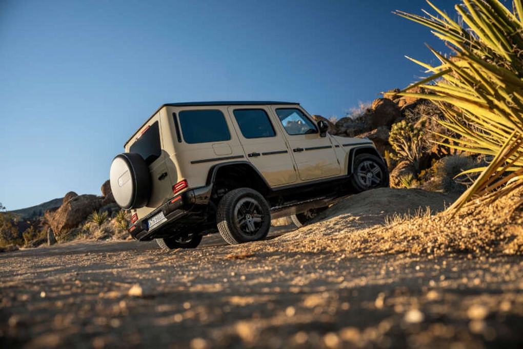 Mercedes-Benz G580 chính thức ra mắt, G-Class có bản thuần điện - 24