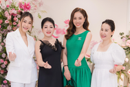 Vợ NSND Công Lý, ca sĩ Anh Thơ đọ nhan sắc với Hoa Hậu Tuyết Nga