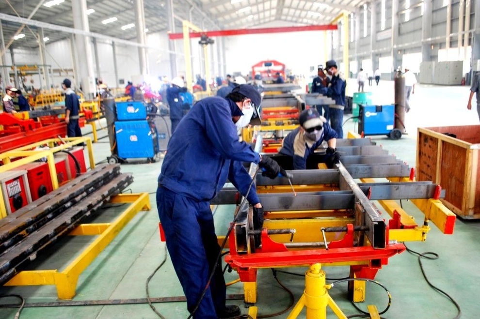 Quảng Nam hỗ trợ hơn 44 tỷ đồng đến người lao động gặp khó khăn do đại dịch - 1 Quảng Nam hỗ trợ hơn 44 tỷ đồng đến người lao động gặp khó khăn do đại dịch - 1