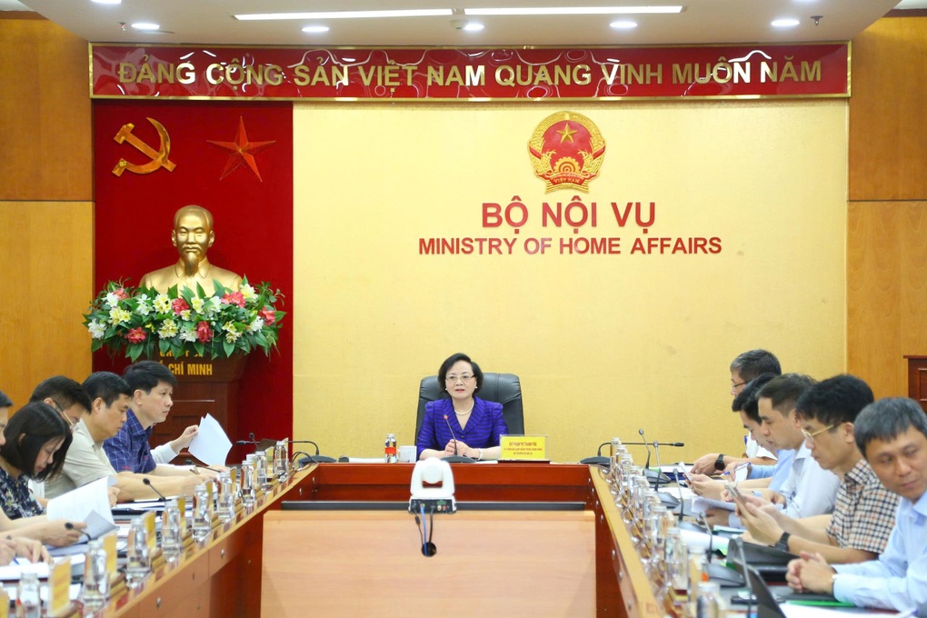 Yêu cầu của Bộ trưởng để thực hiện nhiệm vụ sống còn với ngành Nội vụ - 1 Yêu cầu của Bộ trưởng để thực hiện nhiệm vụ sống còn với ngành Nội vụ - 1