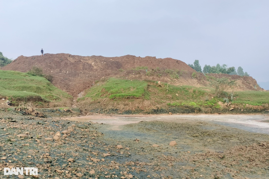 Vụ nhà máy sắn bức tử sông Hồng: Phạt công ty chủ quản 840 triệu đồng - 2 Vụ nhà máy sắn bức tử sông Hồng: Phạt công ty chủ quản 840 triệu đồng - 2